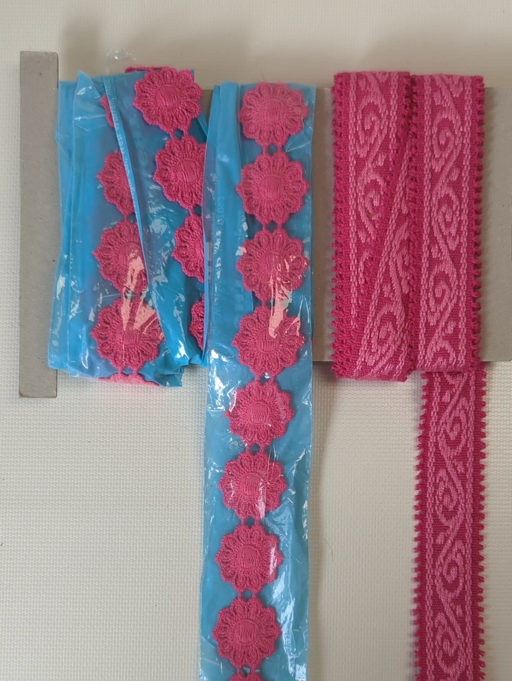 Pink Crochet Flower Trim & Pink Jacquard Ribbon Set